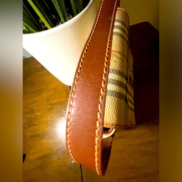 Burberry coated canvas Mini bag - Picture 5 of 10